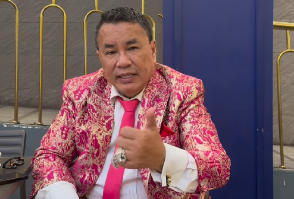 Hotman paris nasehati penggemar nikita mirzani soal kasus dengan reza gladys fokus ke arah tuduhan