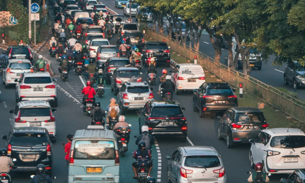Jalur ciputat lebak bulus macet panjang imbas proyek galian