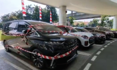 Kejagung sita lima mobil mewah dan sejumlah mata uang asing milik riza chalid