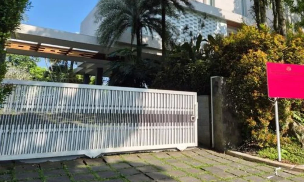 Kejagung sita rumah mewah riza chalid seluas 6.500 m2 di bogor