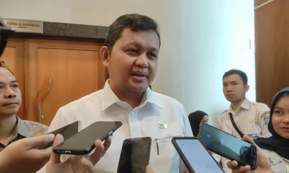 Kepsek di sdn tangsel yang pungli seragam akhirnya dinonaktifkan