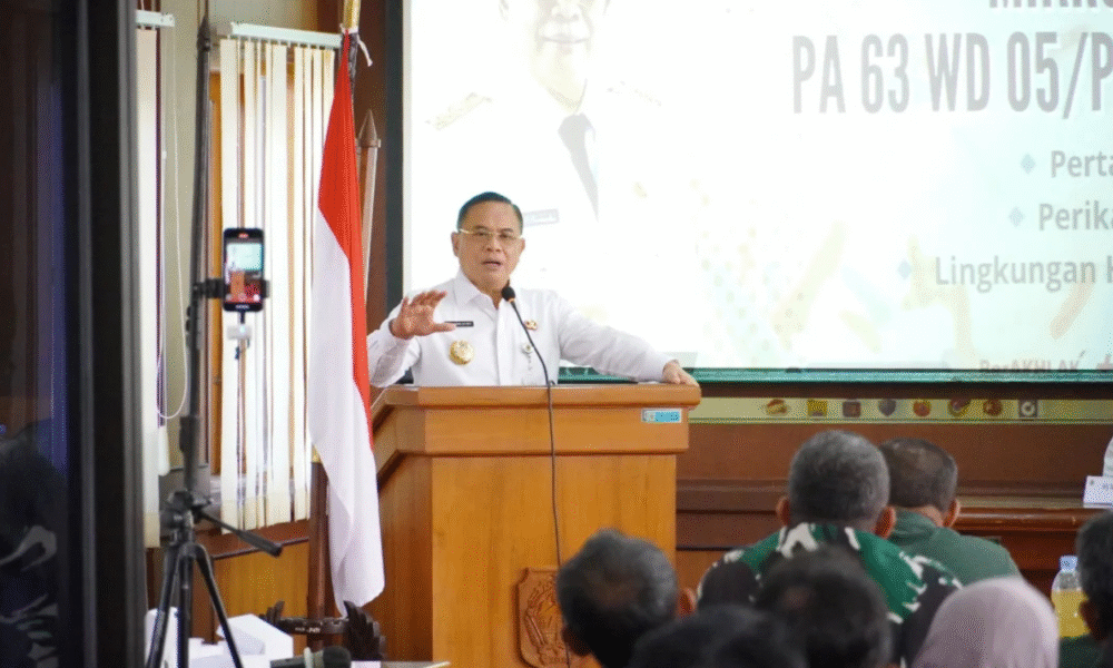 Ketua komisi ii dpr minta bupati pati tak harus berakhir sampai pemakzulan