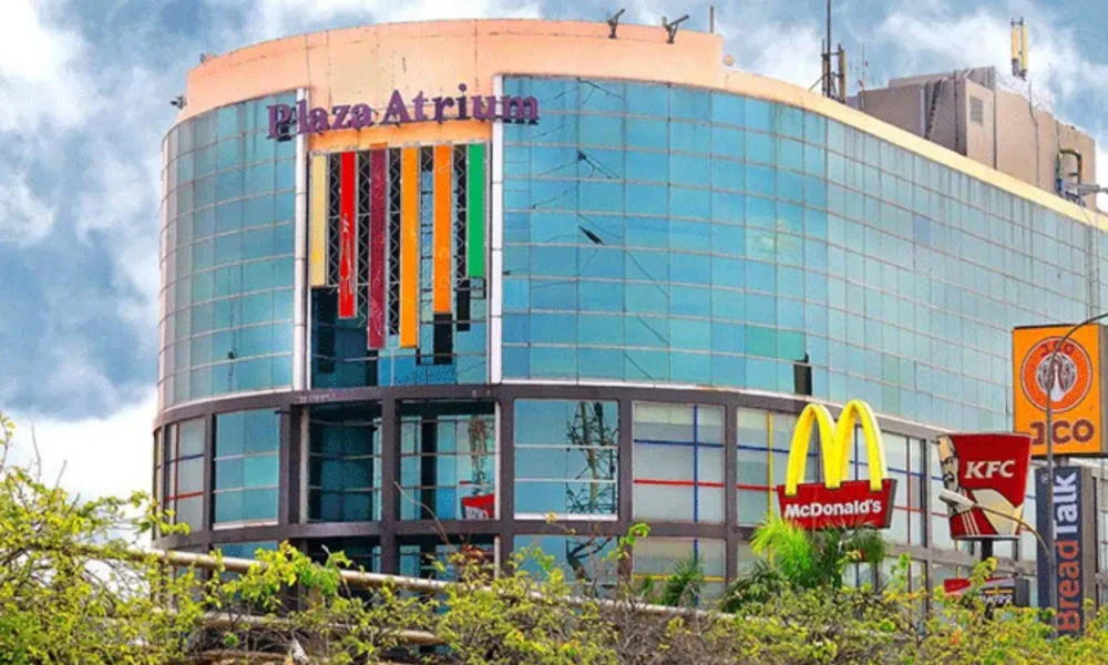 Mall atrium senen tak beroperasi buntut demo hari ini