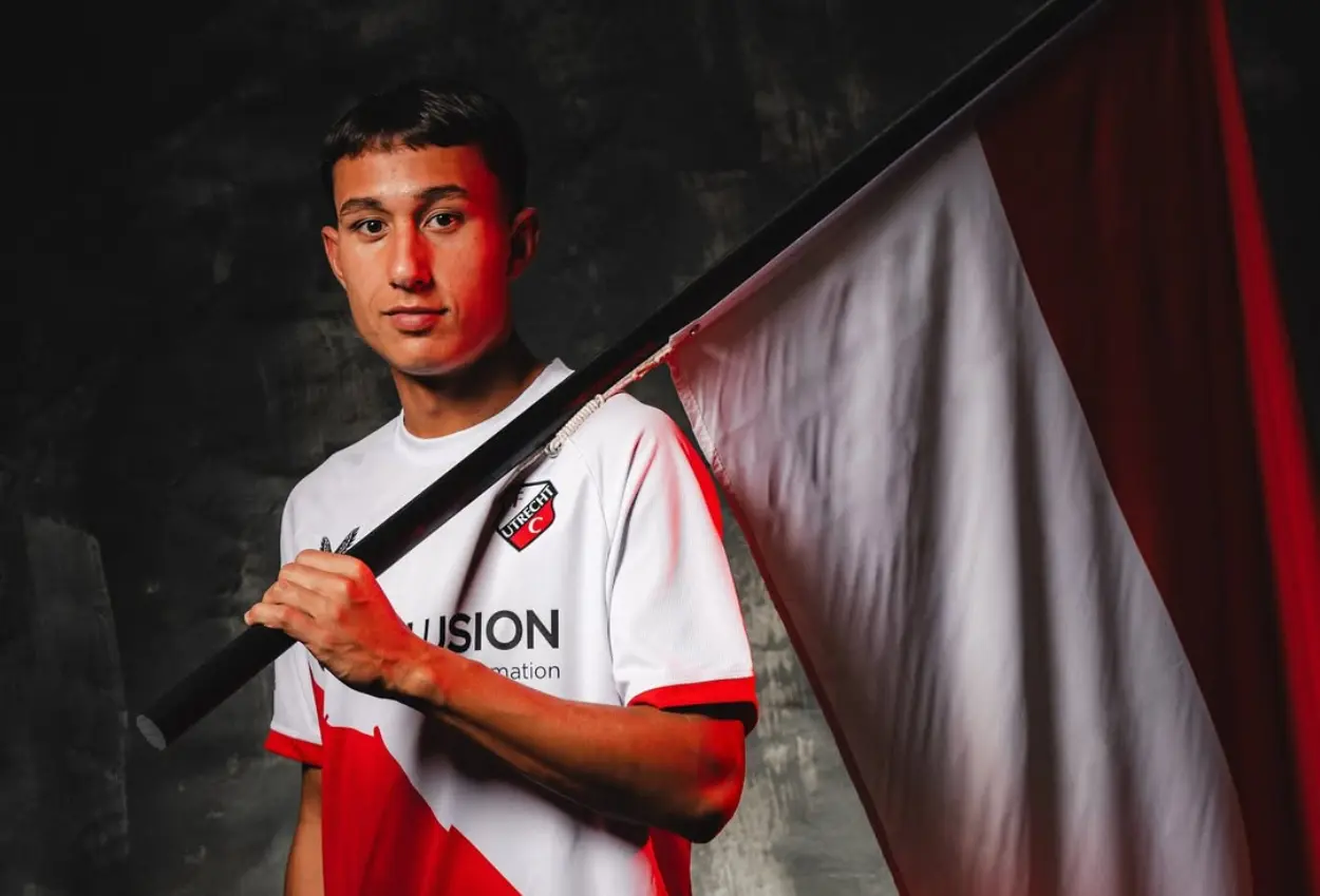 Naturalisasi disetujui, fc utrecht umumkan miliano jonathans bakal bela timnas indonesia
