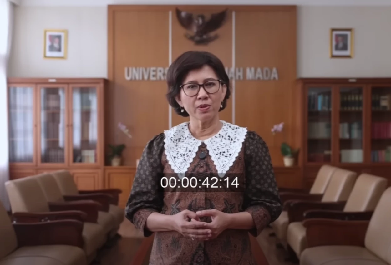 Netizen soroti latar belakang ova emilia usai bela keaslian ijazah jokowi