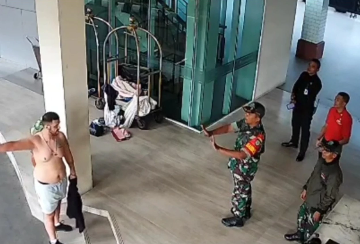 Ngaku kehilangan uang, wna asal arab ngamuk di lobby hotel kawasan kalibata