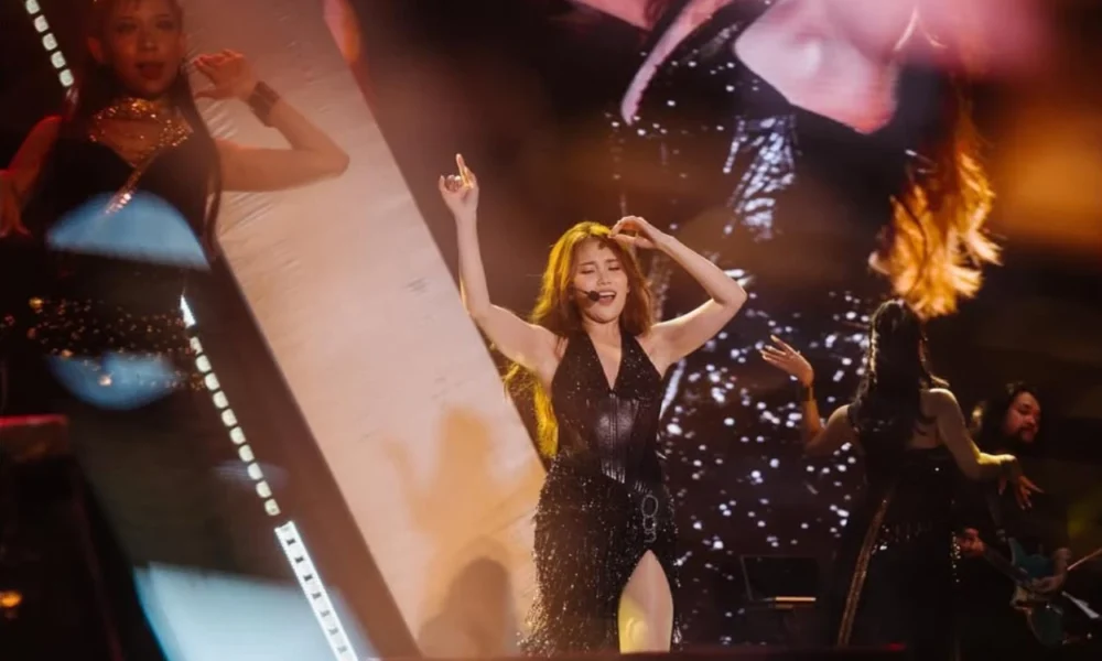 Nyanyikan lagu jennie blackpink di konser tunggal, ayu ting ting diprotes netizen