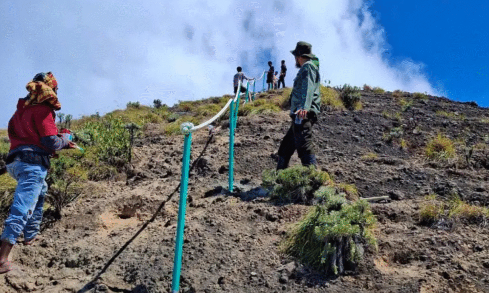 Pendakian gunung rinjani dibuka lagi hari ini, terapkan sop baru