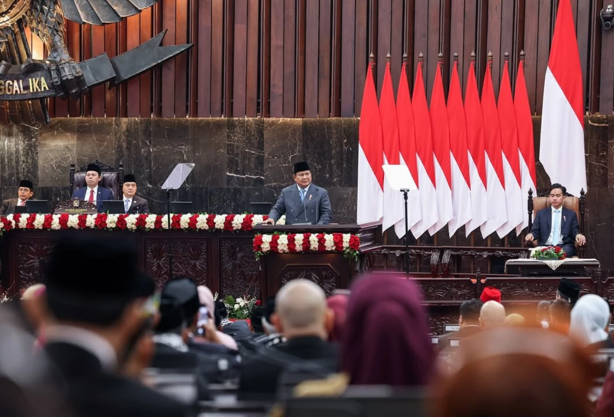 Prabowo alokasikan dana rp178,7 triliun untuk gaji guru dan dosen mulai 2026