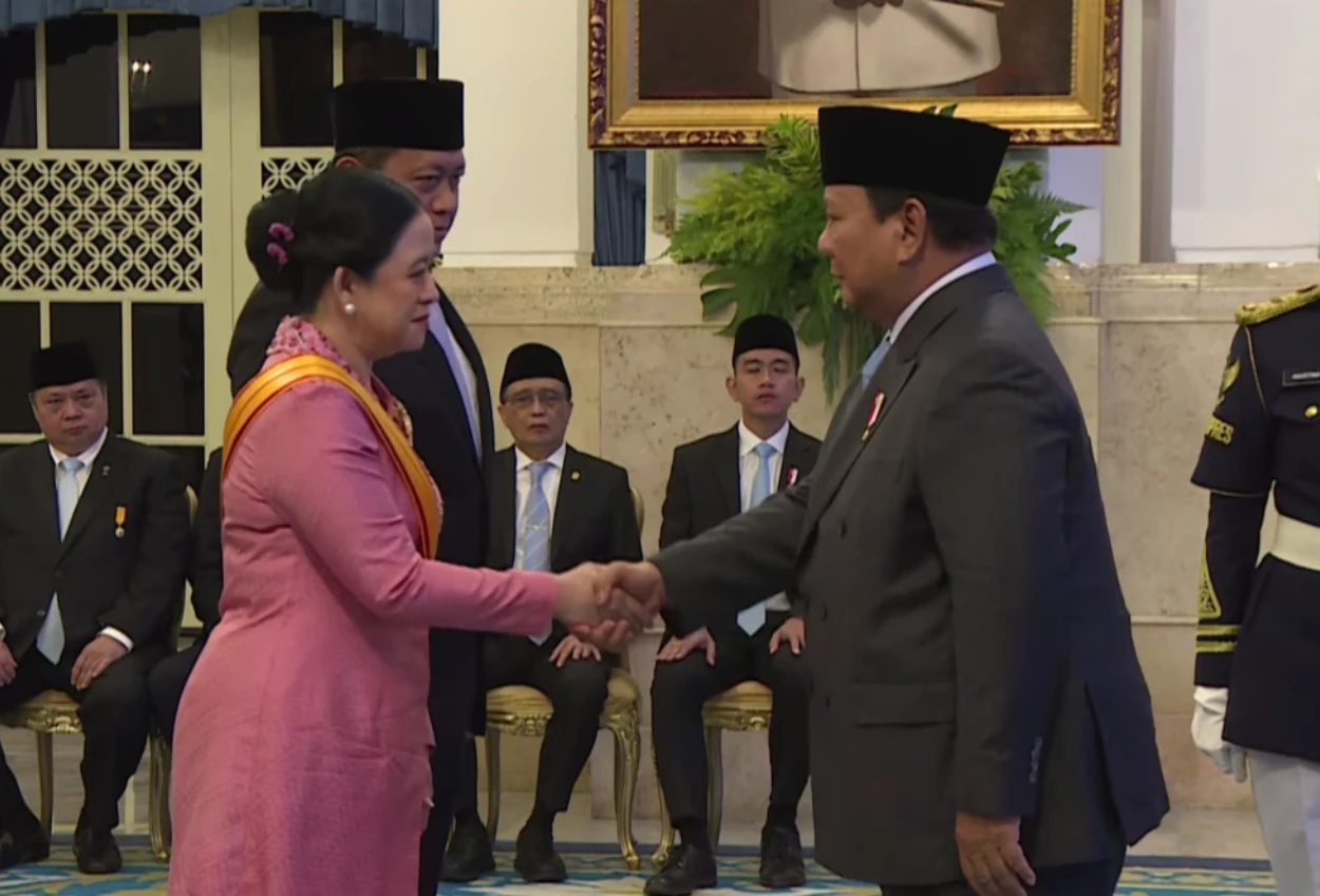 Prabowo beri tanda kehormatan kepada lebih dari 100 tokoh ada fadli zon hingga puan maharani
