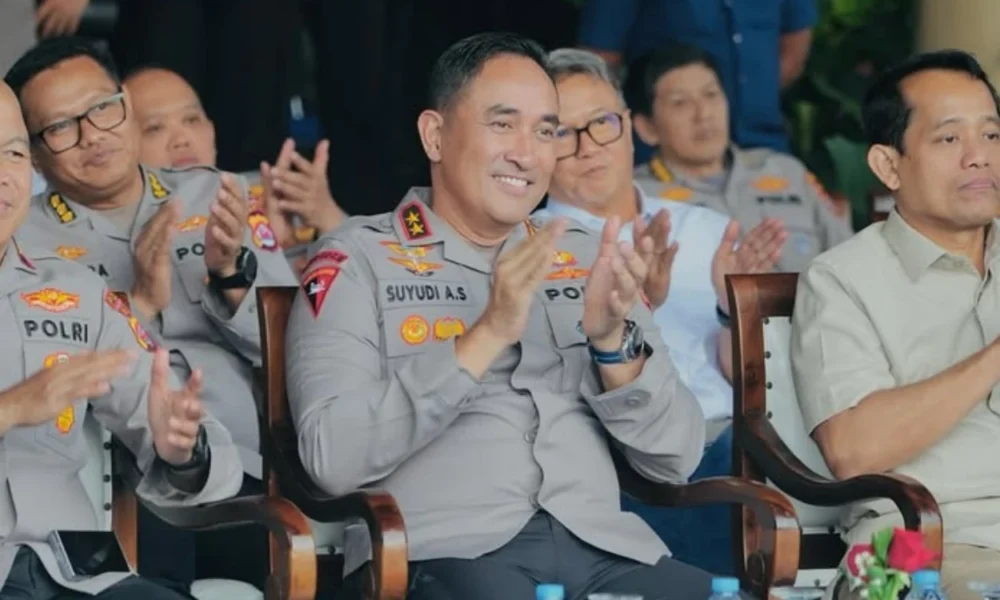 Prabowo lantik irjen suyudi ario seto jadi kepala bnn gantikan komjen marthinus hukom