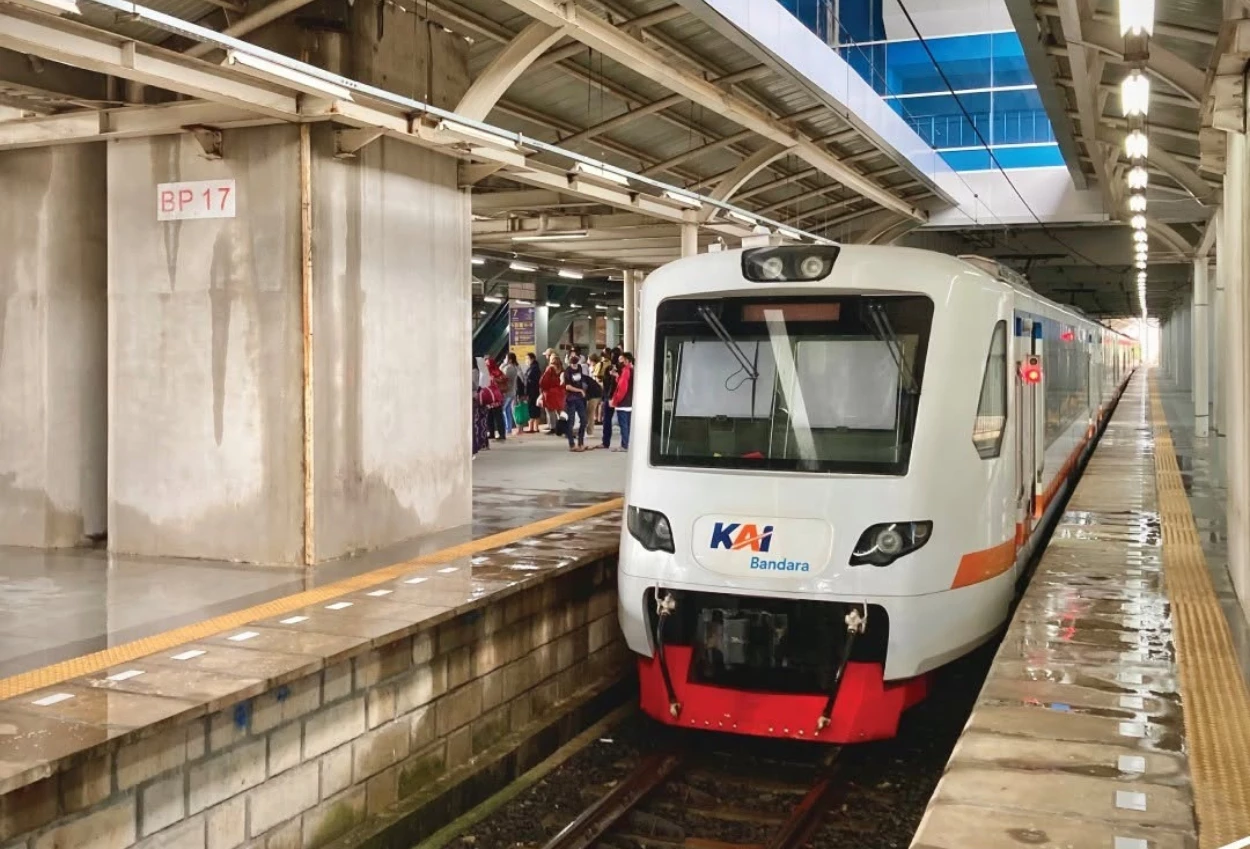 Rayakan hut ri ke 80, tiket kereta bandara soetta diskon hingga 45 persen