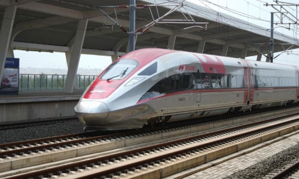 Rute kereta cepat whoosh akan diperpanjang, jakarta–surabaya hanya 3 jam!