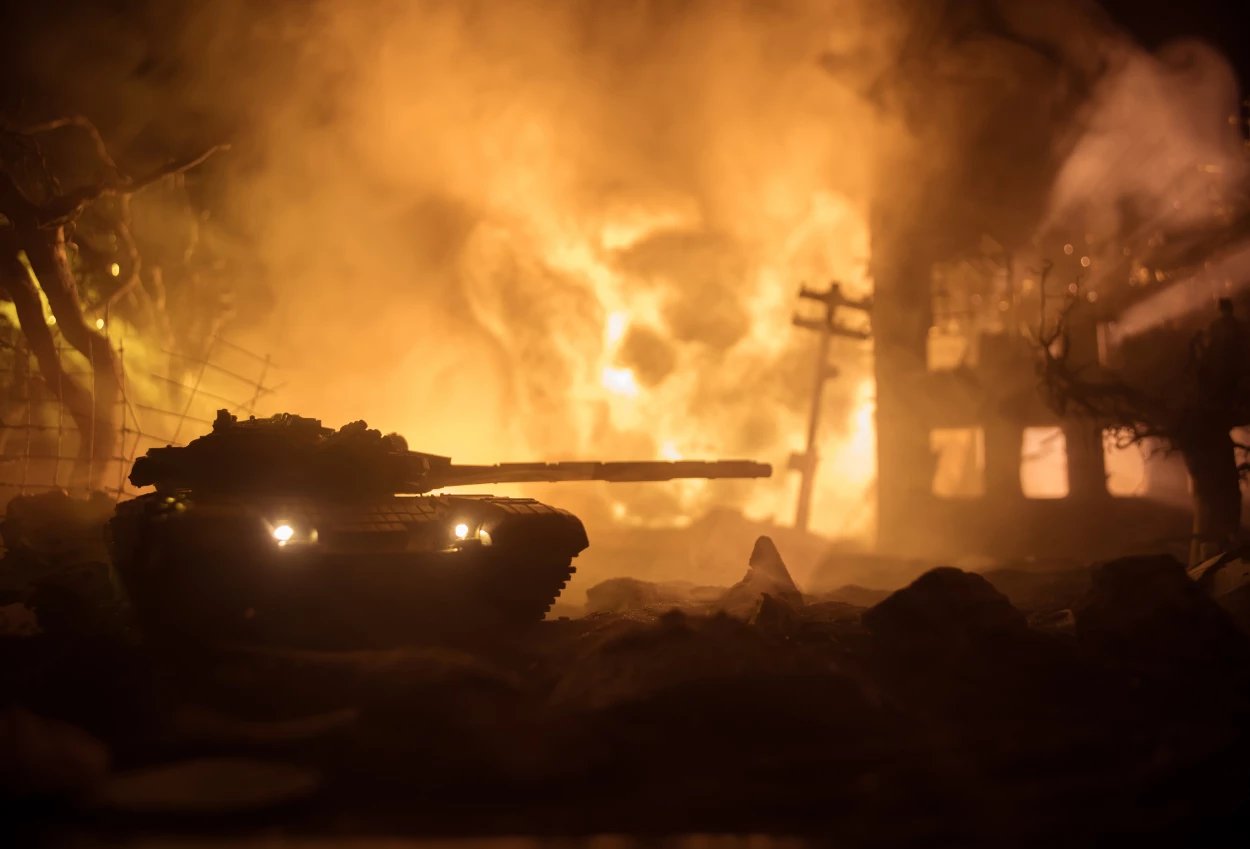 Serangan rusia tewaskan 5 warga ukraina, kyiv balas hantam kilang minyak saratov