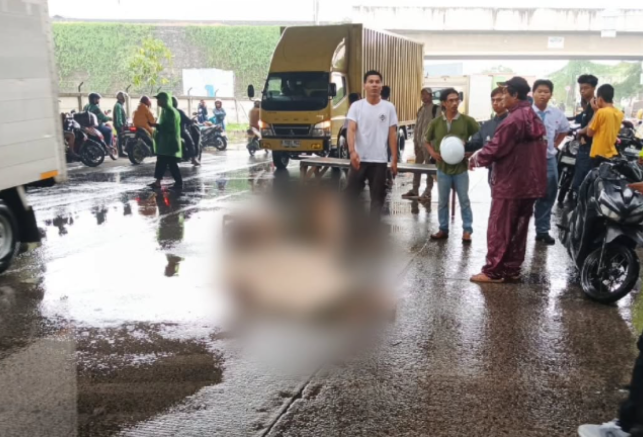 Siswi sma tewas terlindas truk di kolong tol menuju bandara soetta