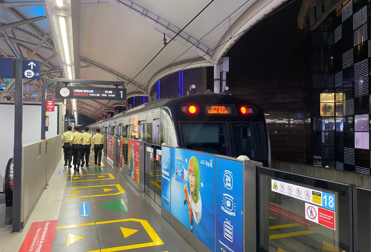 Spesial hut ri ke 80 ongkos mrt, lrt, krl, dan transjakarta cuma rp80!