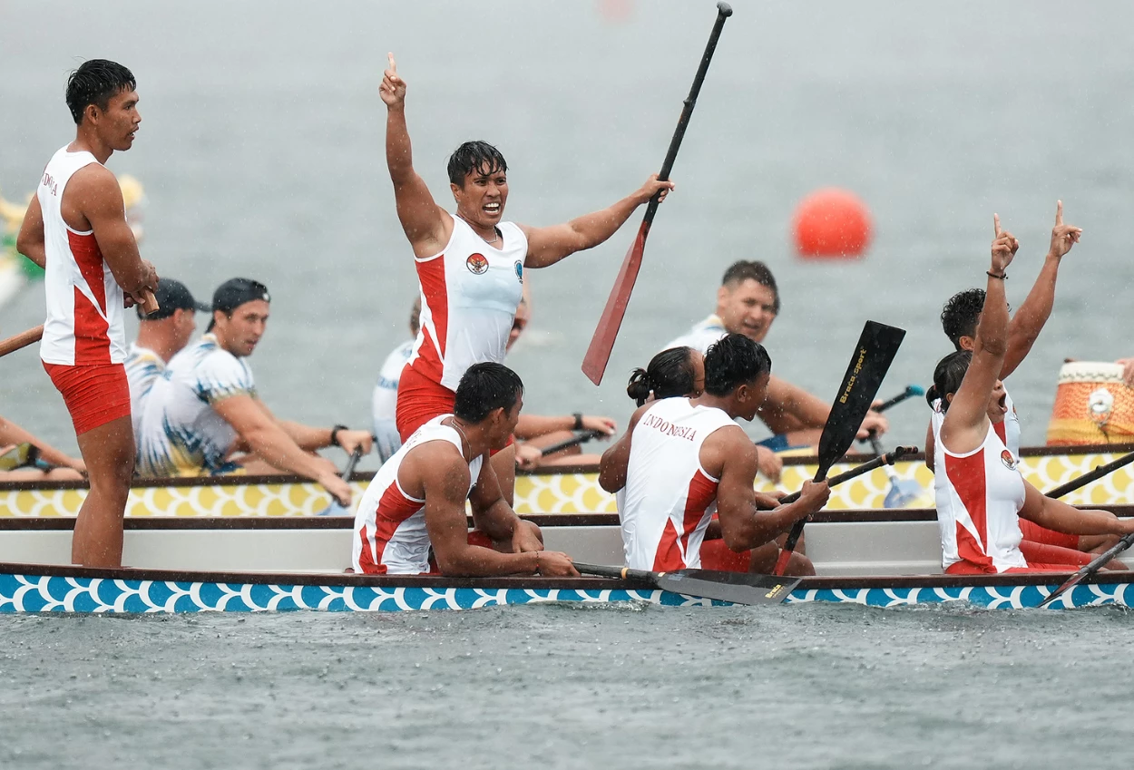 Tim perahu naga indonesia sabet medali emas dan perak di the world games chengdu 2025
