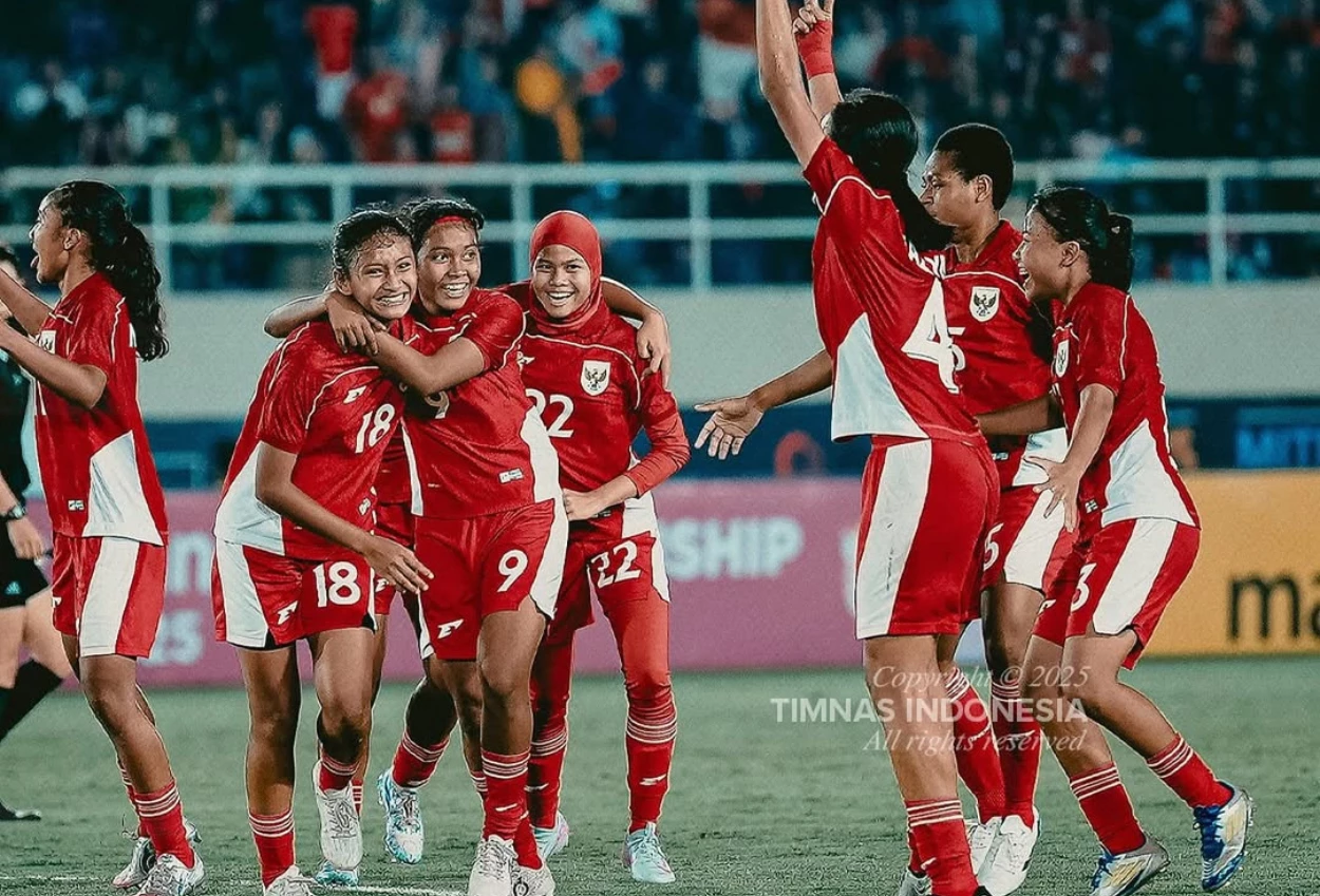 Timnas putri u 16 bungkam malaysia 3 1, garuda pertiwi melaju ke semifinal piala aff
