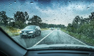 Tips aman berkendara mobil saat musim hujan! dijamin aaman
