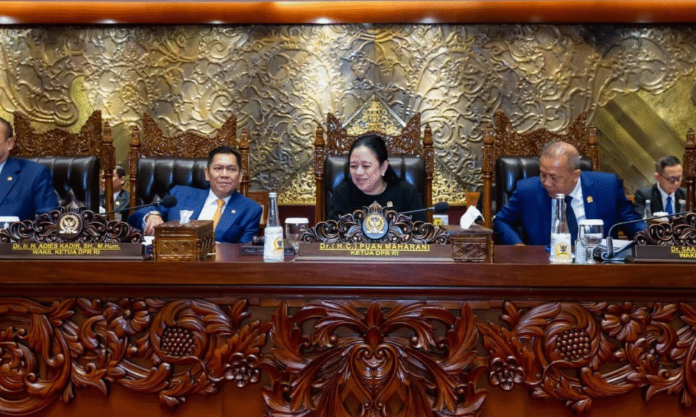 Viral seruan demo 25 agustus untuk bubarkan dpr, benarkah ada