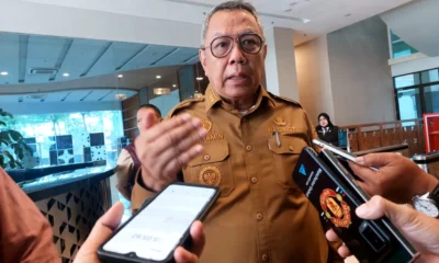 Walkot tangsel siap sanksi berat kepsek di sdn ciledug barat yang pungli lewat jual beli seragam