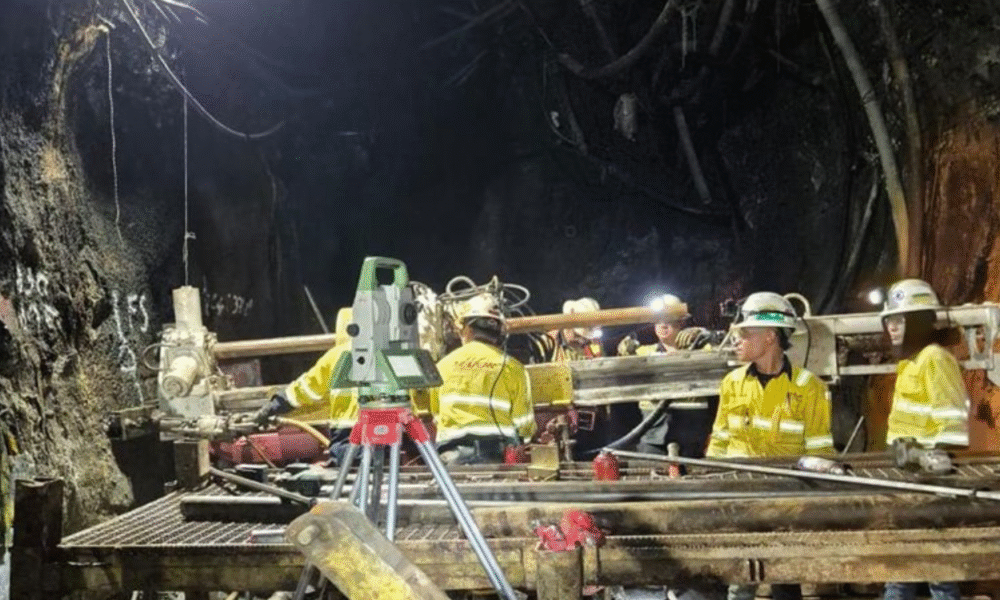 7 pekerja pt freeport yang terjebak longsor belum ditemukan