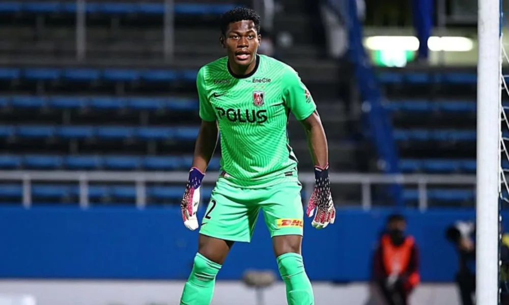 Ac milan incar kiper asal jepang zion suzuki, antisipasi kepergian mike maignan