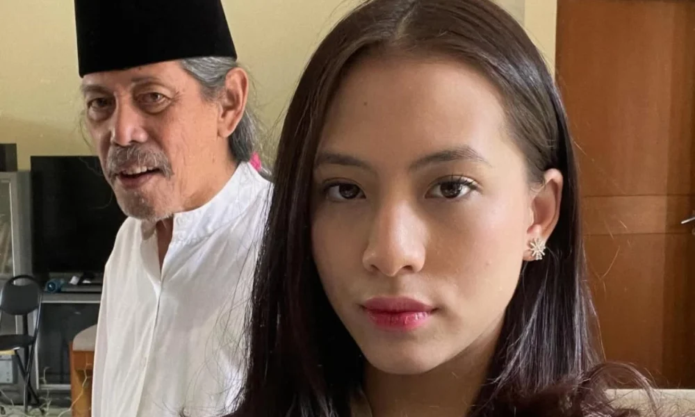 Acil bimbo, kakek zara adhisty meninggal dunia