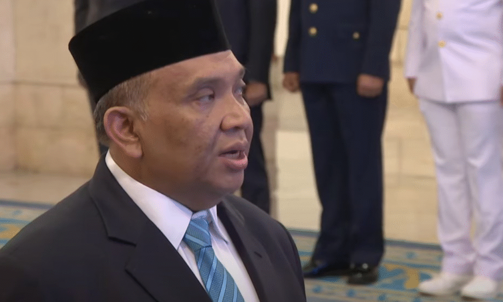 Afriansyah noor gantikan emmanuel ebenezer sebagai wamenaker