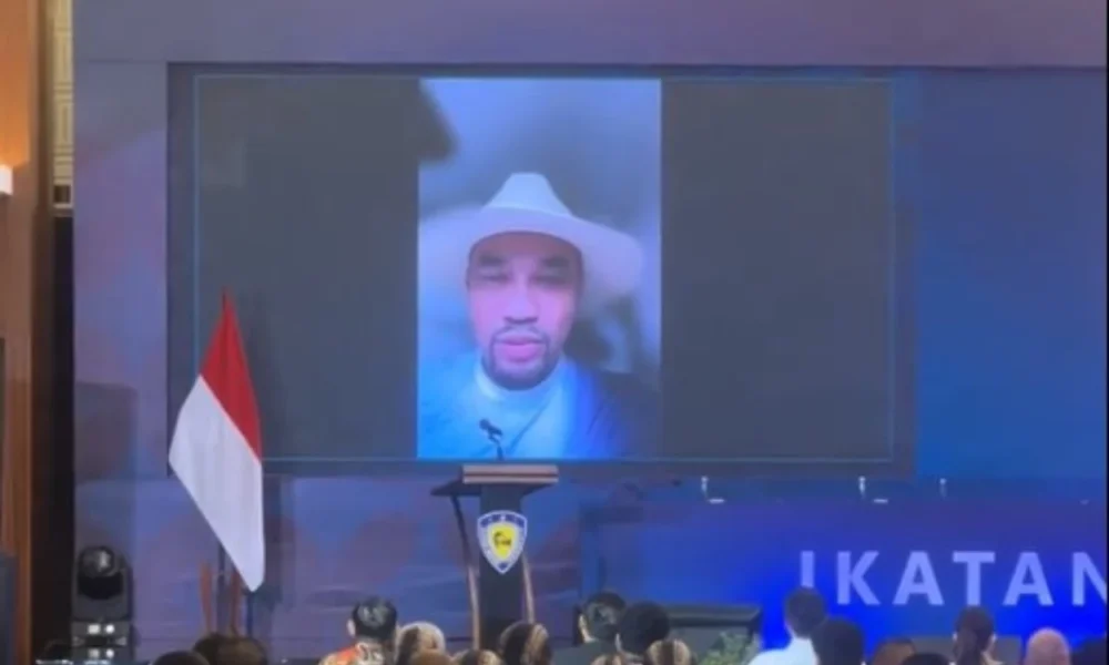 Ahmad sahroni perdana muncul ke publik usai rumah dijarah massa
