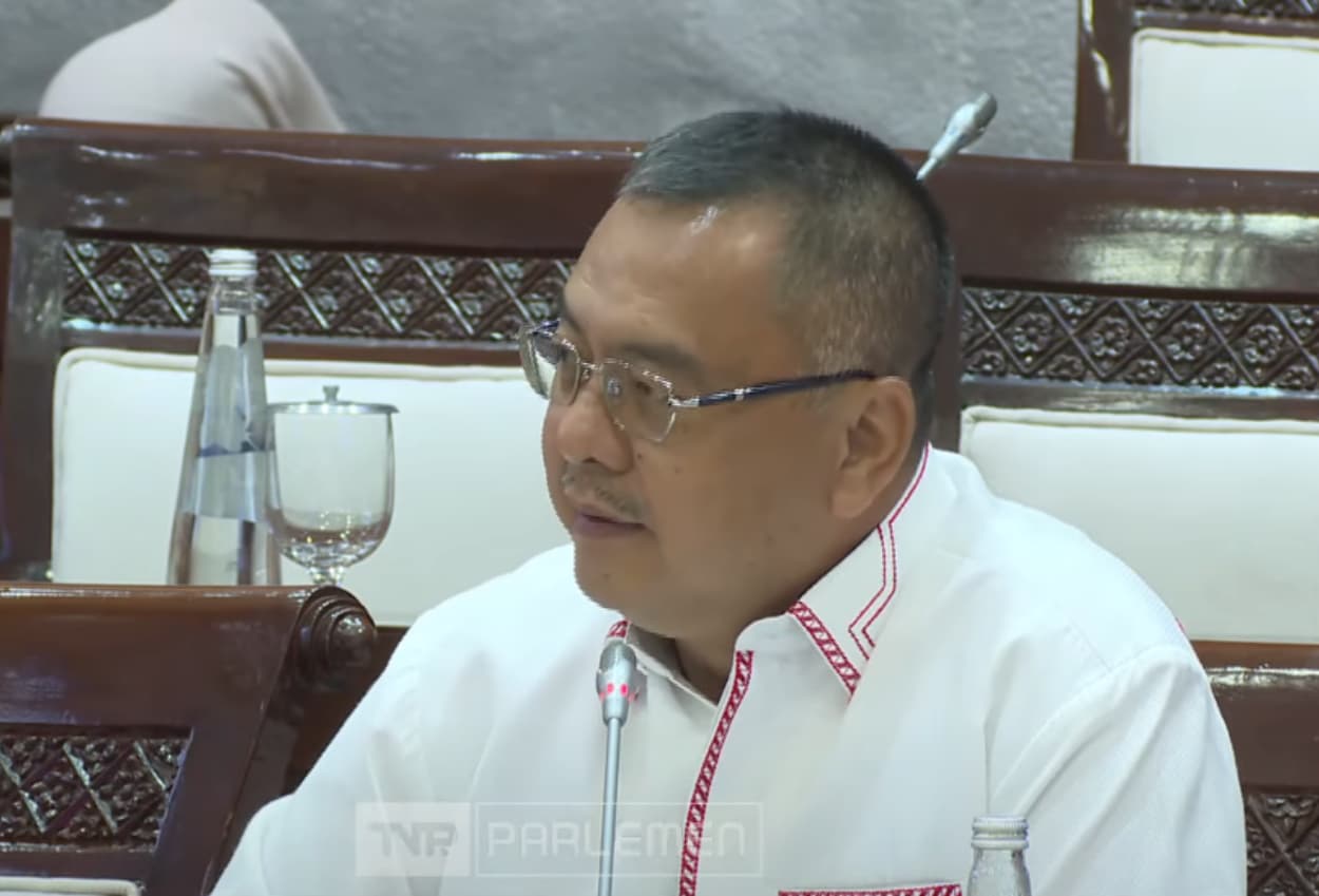 Anggota dpr sindir menkeu purbaya di raker perdana 2 hari jadi menteri, 2 hari paling viral