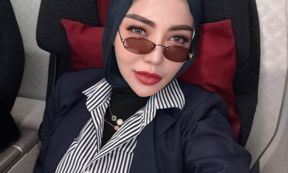 Bella shofie mundur dari dprd kabupaten buru saya minta maaf karena tak bisa lanjutkan tugas