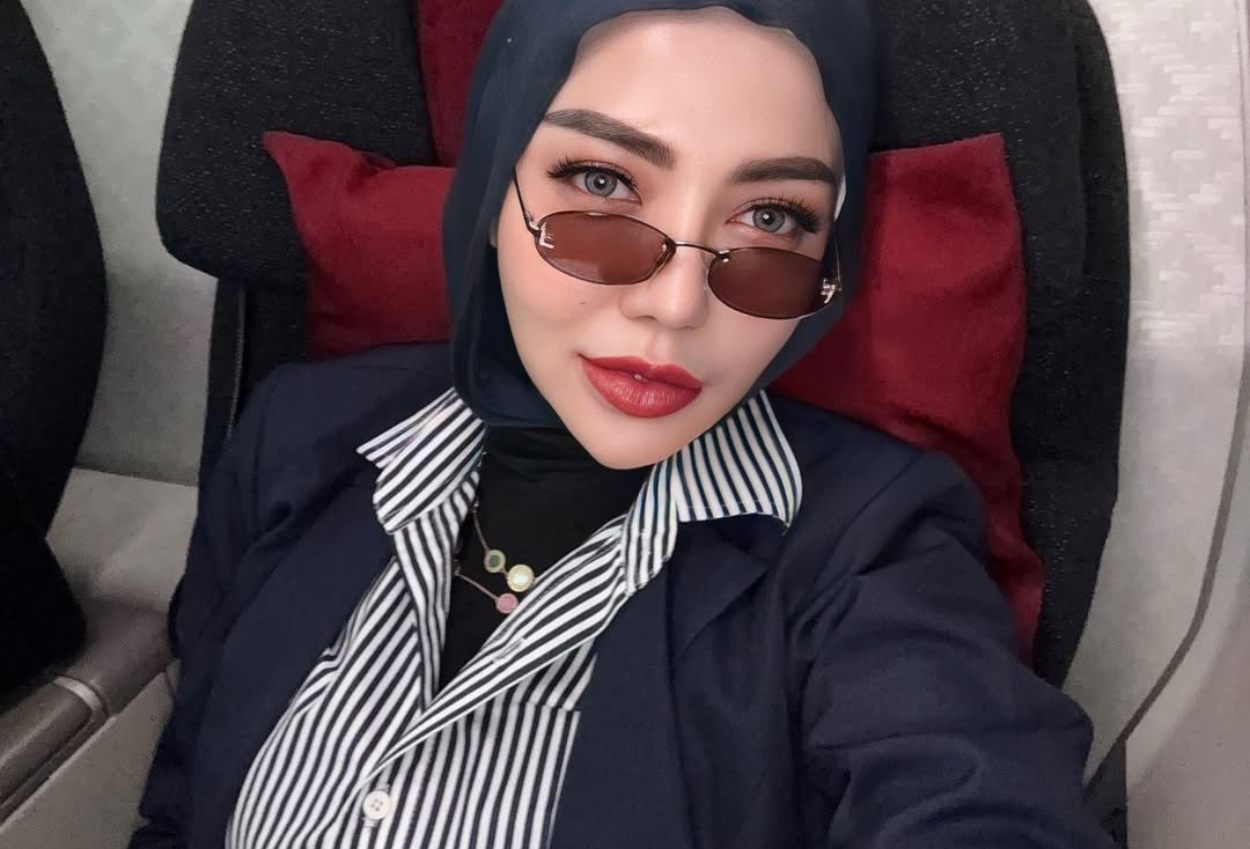 Bella shofie mundur dari dprd kabupaten buru saya minta maaf karena tak bisa lanjutkan tugas