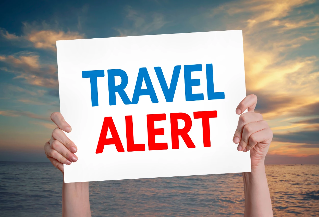 Buntut aksi demo, australia hingga singapura rilis travel alert untuk perjalanan ke indonesia