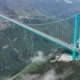 China resmikan jembatan tertinggi di dunia, perjalanan 2 jam bisa ditempuh hanya 2 menit!