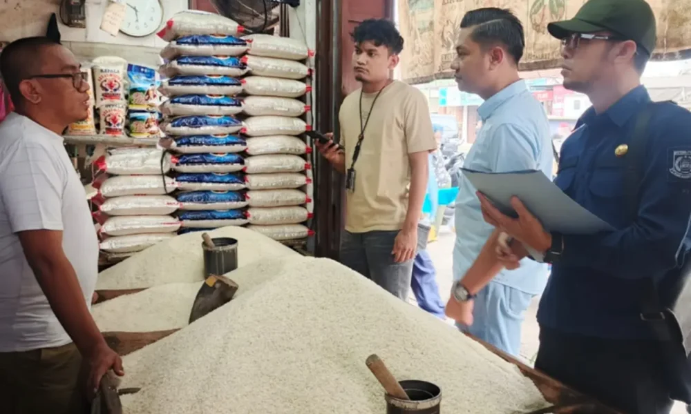 Disperindag tangsel buka suara usai warga diduga beli beras oplosan di supermarket