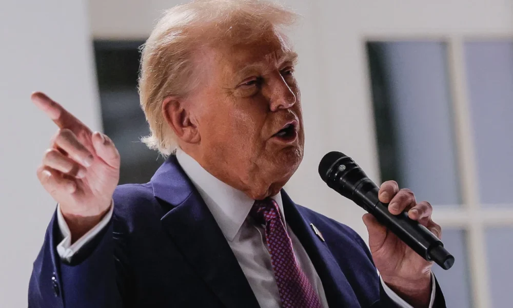 Donald trump gugat the new york times 15 miliar dolar terkait pencemaran nama baik
