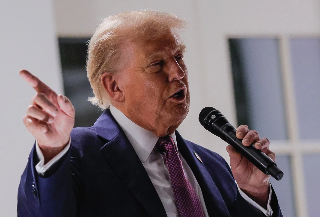 Donald trump gugat the new york times 15 miliar dolar terkait pencemaran nama baik