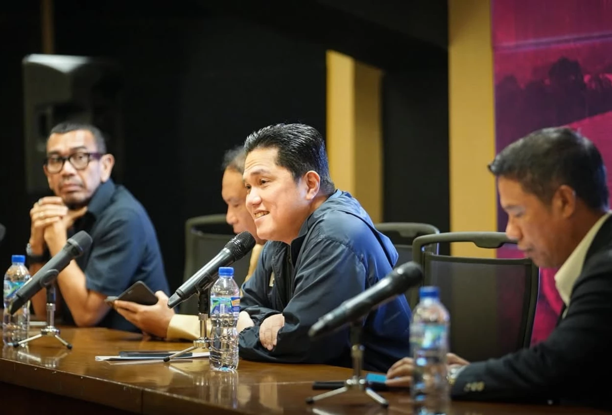 Erick thohir layangkan surat protes ke afc, tak setuju wasit dipimpin dari kuwait