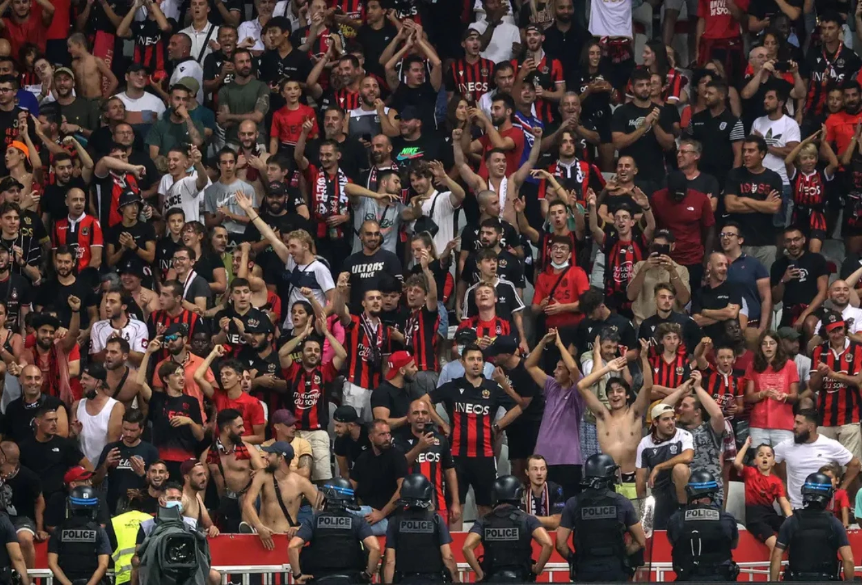 Fans as roma bawa sajam, polisi prancis amankan 102 suporter provokator