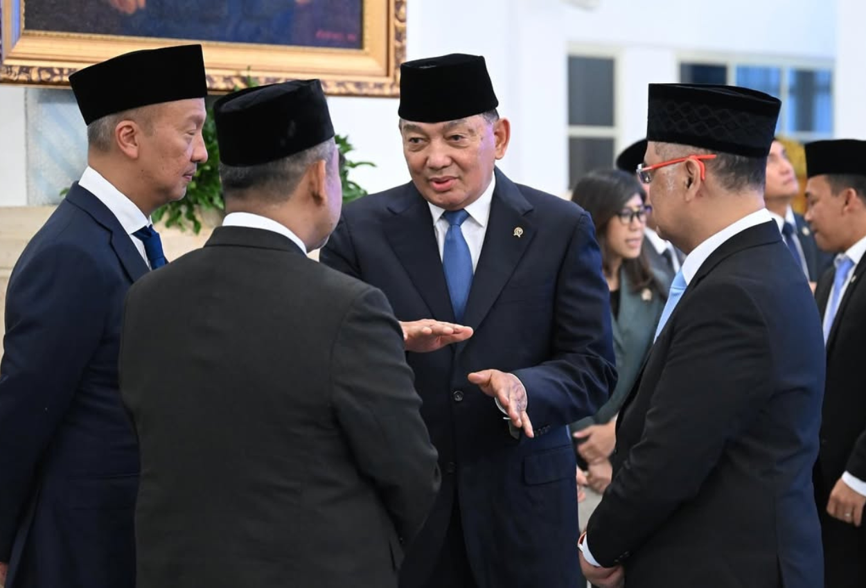 Gantikan budi gunawan, menhan sjafrie sjamsoedin ditunjuk sebagai menko polkam ad interim