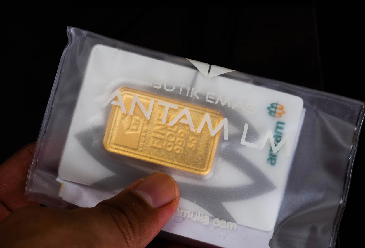 Harga emas antam hari ini di pegadaian tembus rp2,14 juta per gram