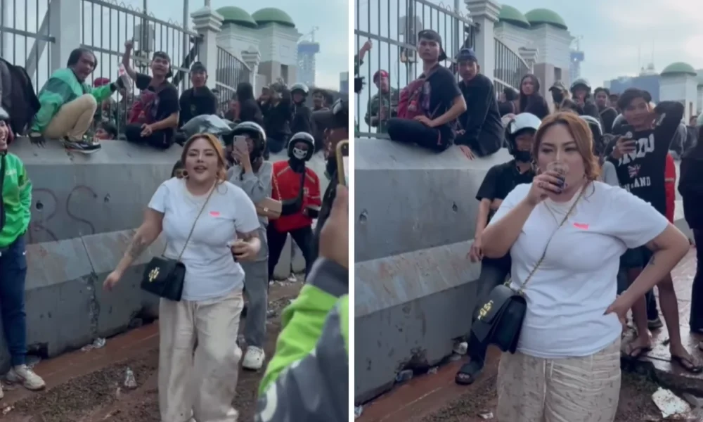 Ikut demo turun ke lapangan, lisa mariana gue tiban apa nih gedung