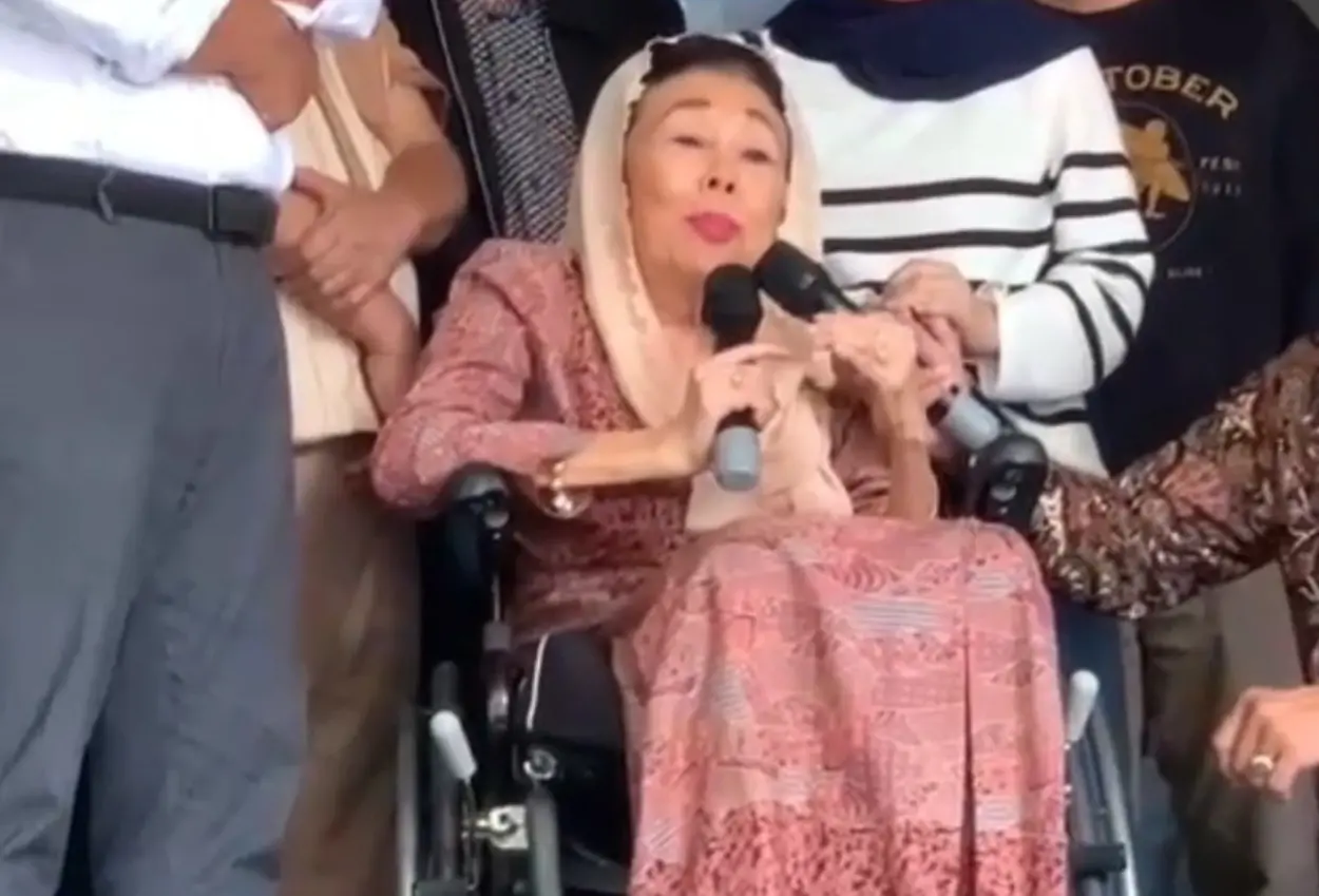 Istri gus dur jenguk aktivis yang ditahan di polda, siap jadi penjamin penangguhan
