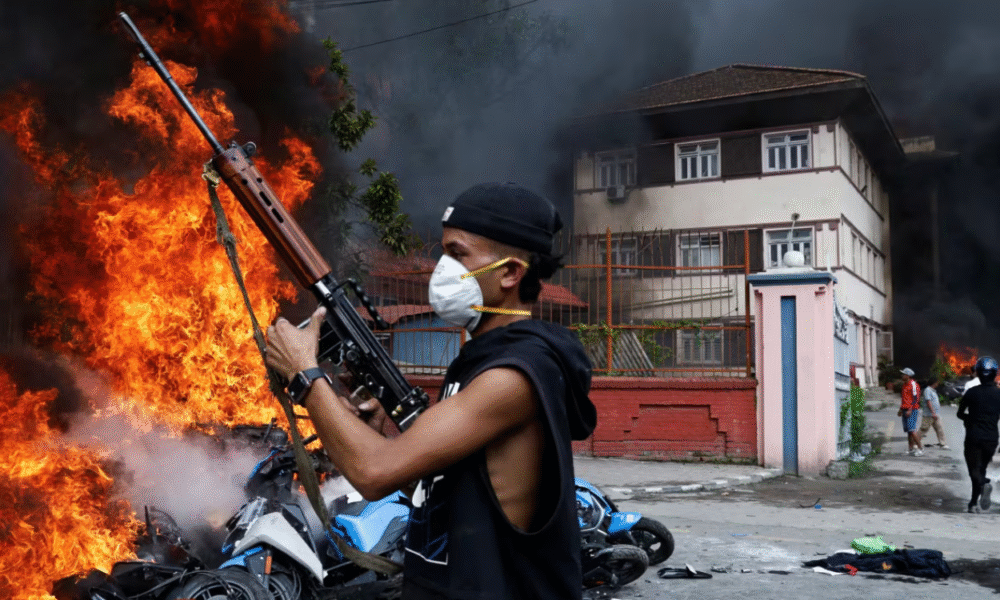 Istri mantan pm nepal yang dibakar massa ternyata masih hidup, ini kondisinya