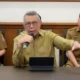 Laporan keuangan pemkot tangsel rp5 triliun viral usai warganet soroti anggaran souvenir rp23 miliar dan konsumsi rp60 miliar. wali kota benyamin beri klarifikasi.