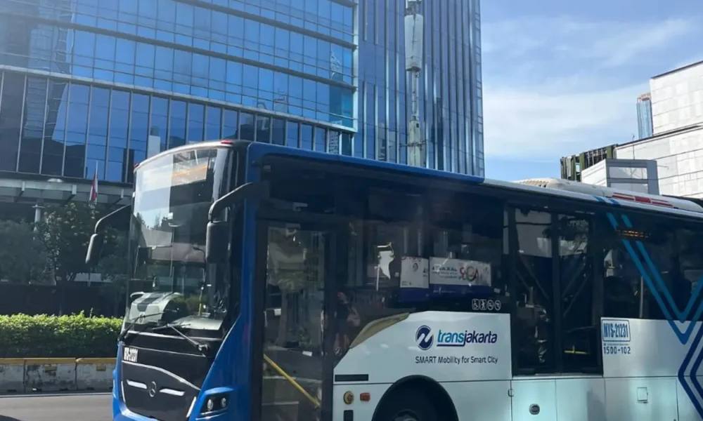 Layanan transjakarta dan mrt jakarta tetap normal meski ada perbaikan
