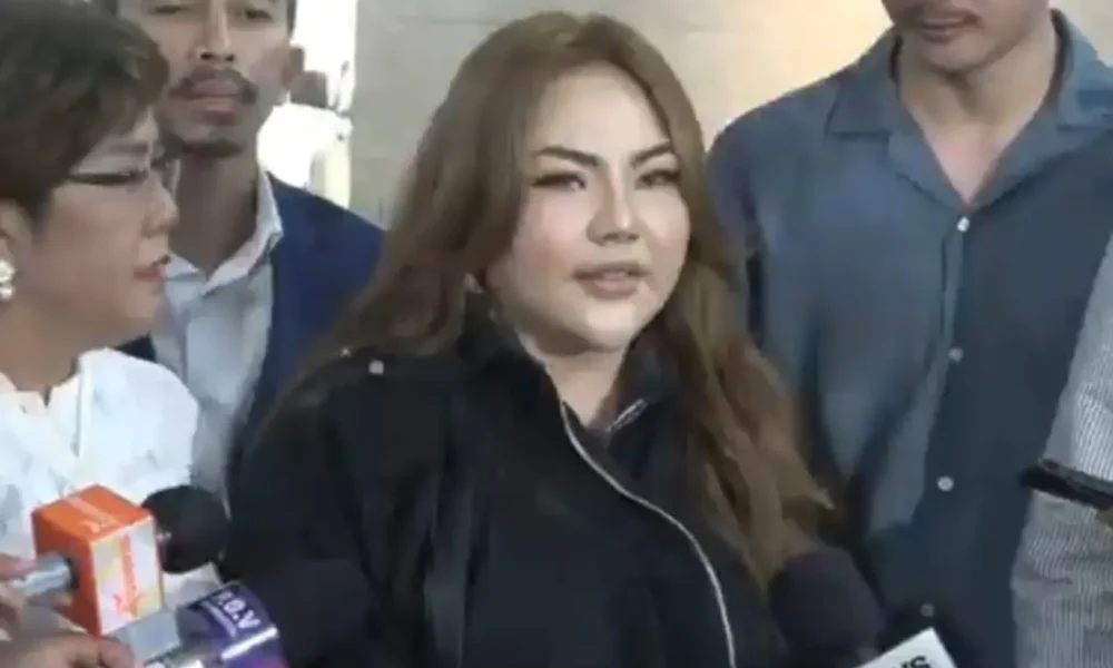 Lisa mariana penuhi panggilan polisi soal kasus pencemaran nama baik ridwan kamil