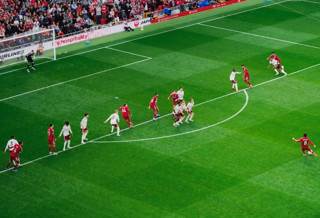 Liverpool tekuk arsenal 1 0 di anfield lewat gol szoboszlai