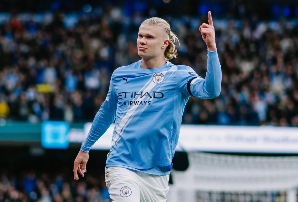 Manchester city bungkam manchester united 3 0, erling haaland cetak 2 gol